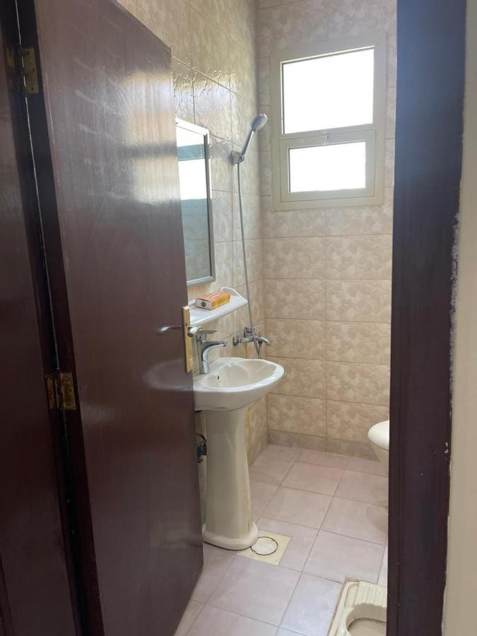 Spacious Apartments At Basla St 3 Mins From King Fahd Stadium Riaad Buitenkant foto