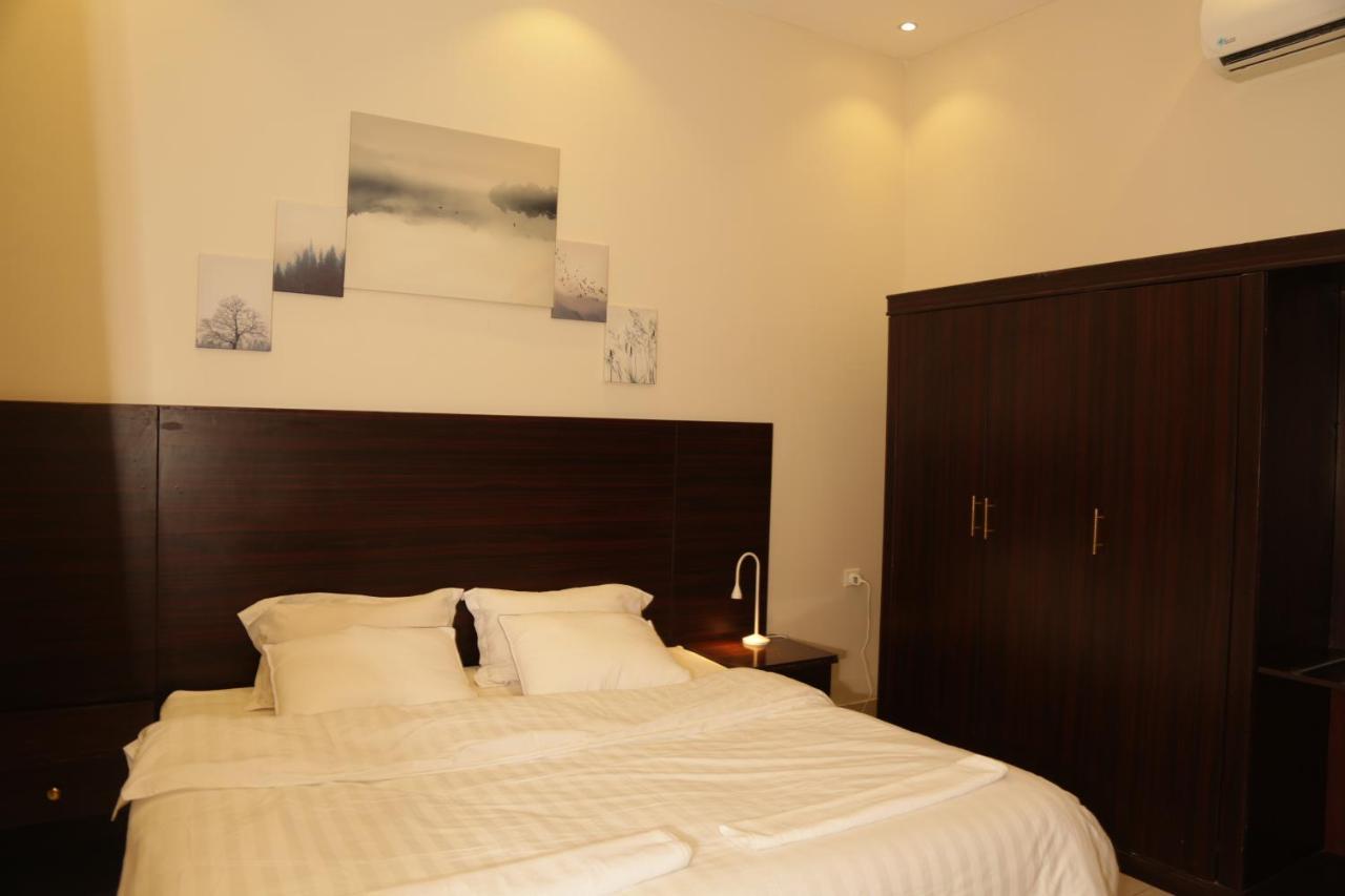 Spacious Apartments At Basla St 3 Mins From King Fahd Stadium Riaad Buitenkant foto