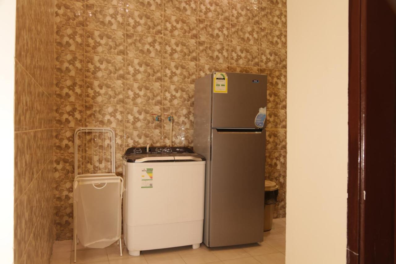 Spacious Apartments At Basla St 3 Mins From King Fahd Stadium Riaad Buitenkant foto