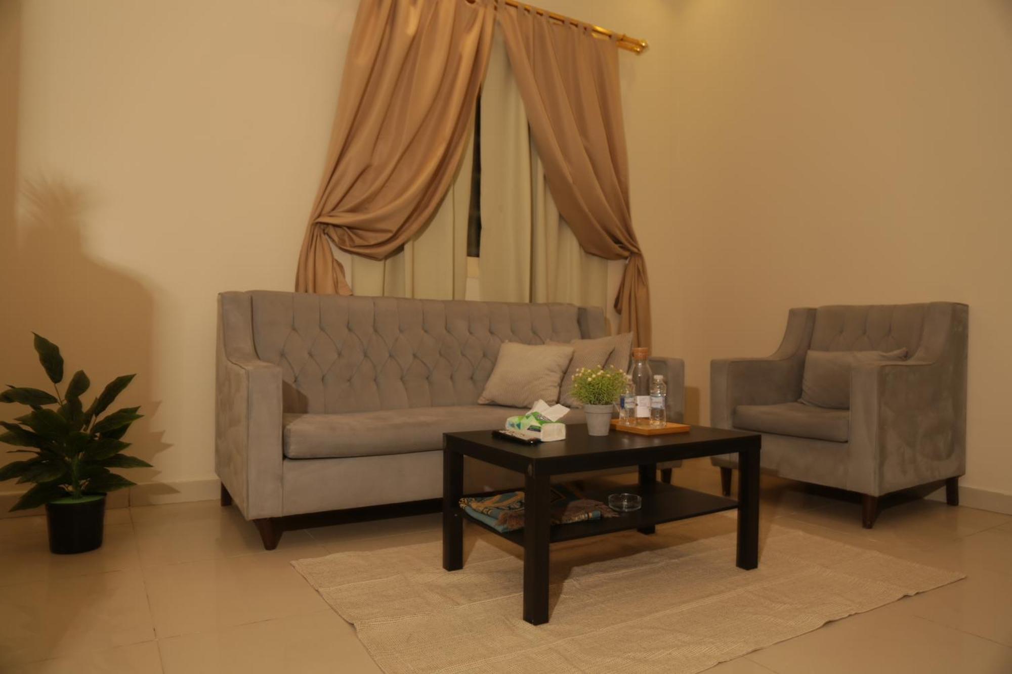 Spacious Apartments At Basla St 3 Mins From King Fahd Stadium Riaad Buitenkant foto